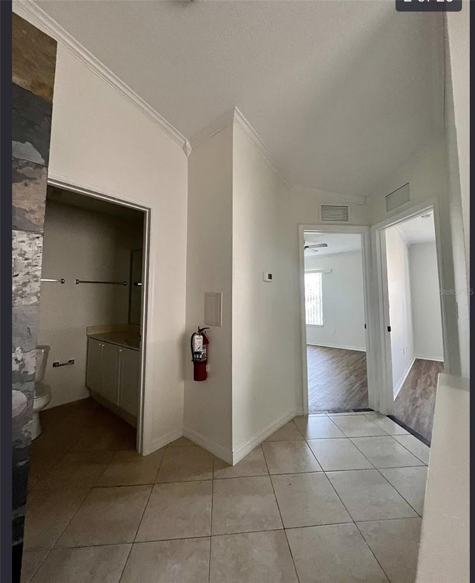 2884 CLUB CORTILE CIR, KISSIMMEE, FL — photo 14