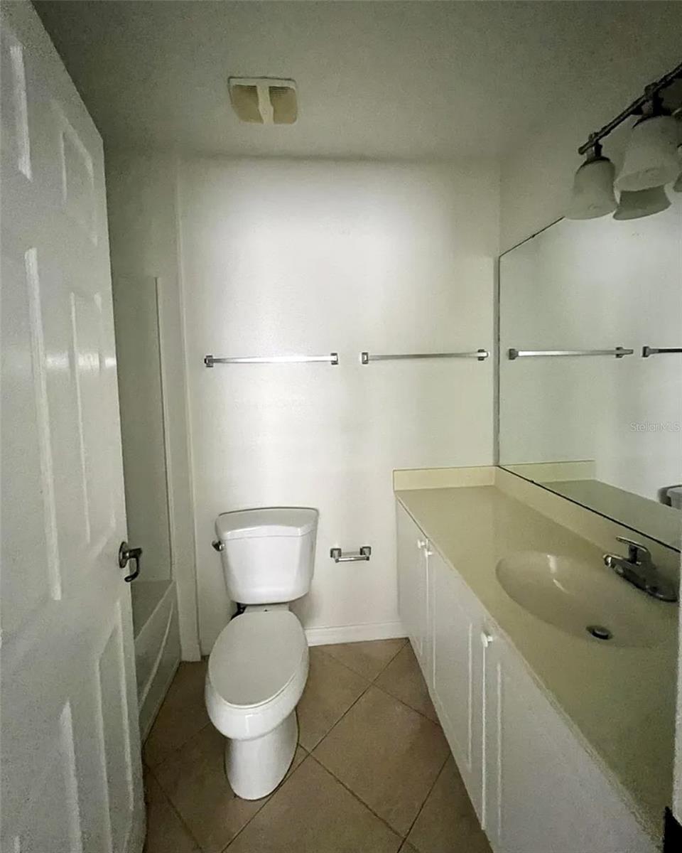 2884 CLUB CORTILE CIR, KISSIMMEE, FL — photo 20