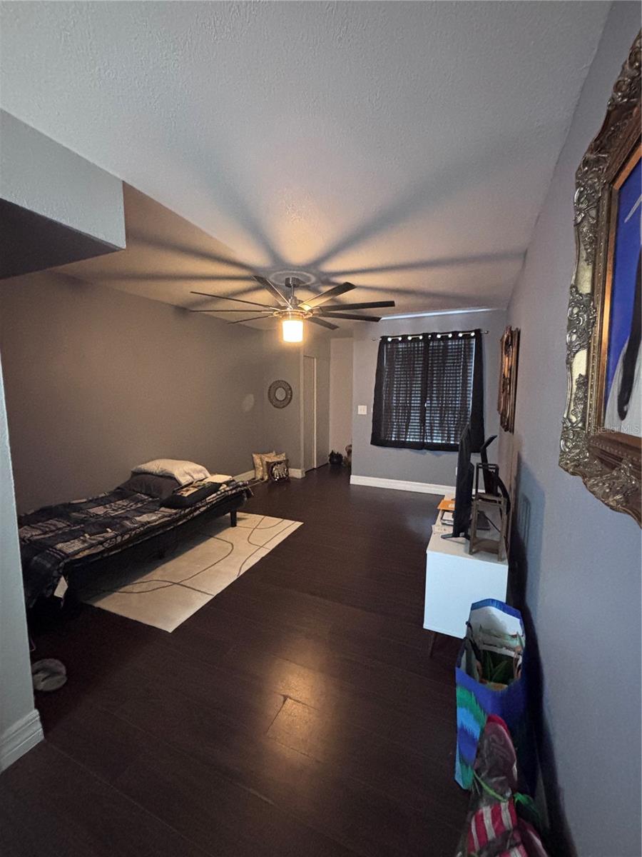 4515 LA CAPRI CT, TAMPA, FL — photo 8