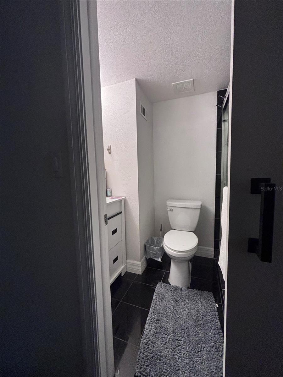 4515 LA CAPRI CT, TAMPA, FL — photo 10