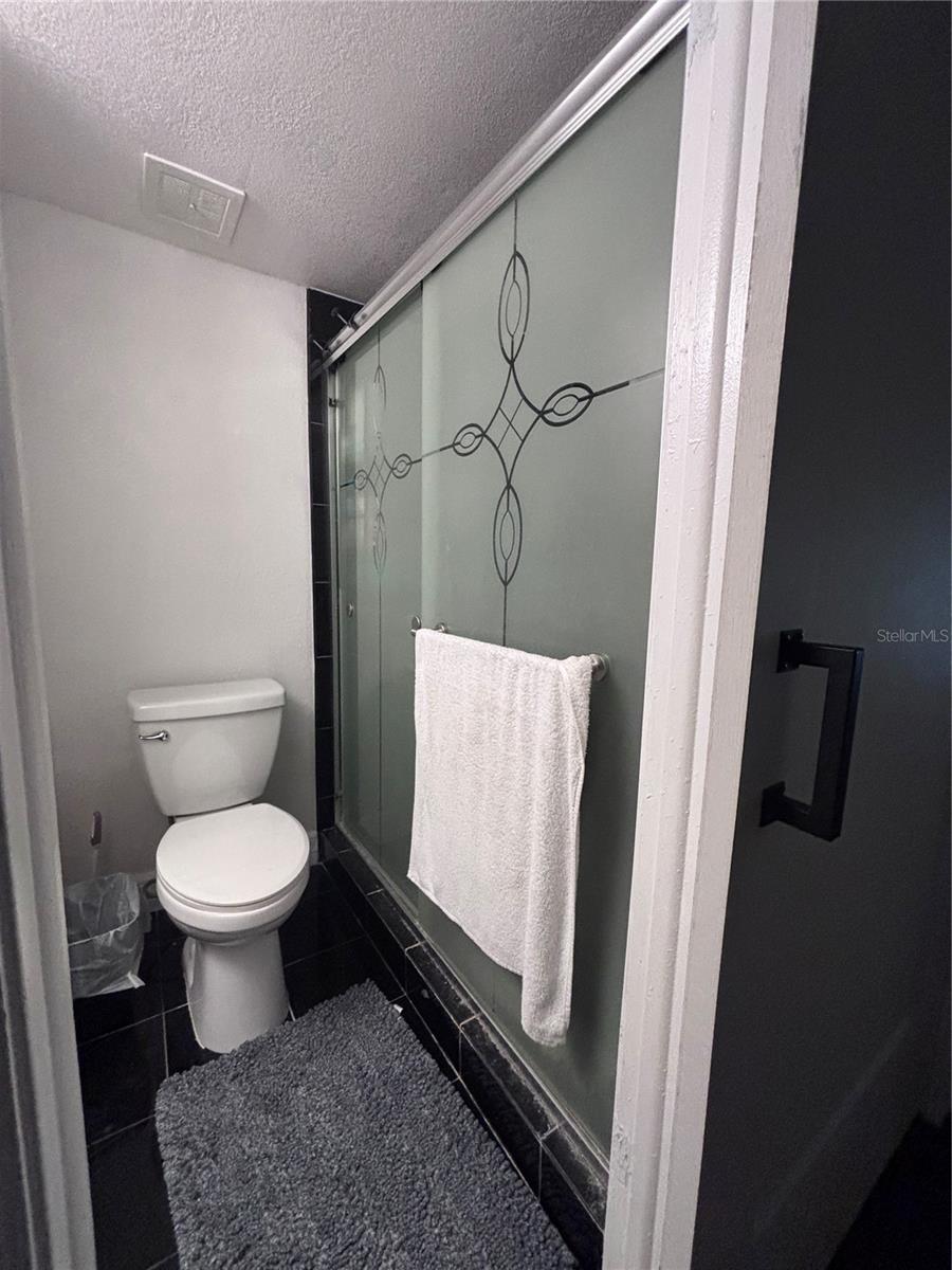 4515 LA CAPRI CT, TAMPA, FL — photo 16