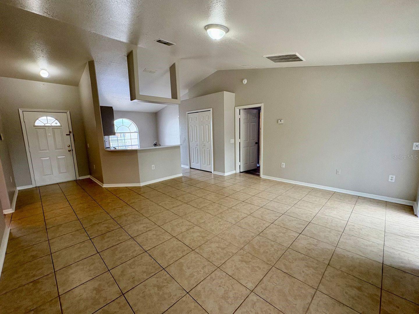 609 TAMARIN LN, POINCIANA, FL — photo 10