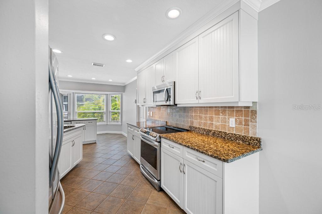 10308 SANDPIPER RD W, BRADENTON, FL — photo 6