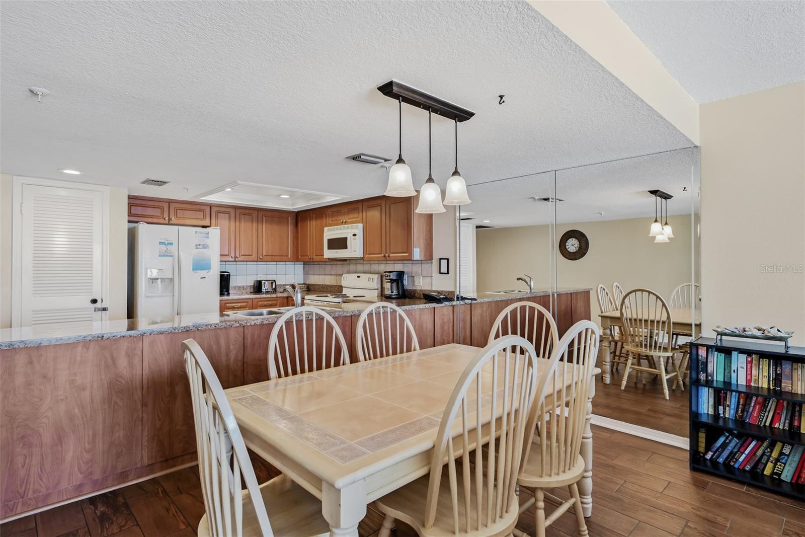 17200 GULF BLVD #202, NORTH REDINGTON BEACH, FL — photo 12