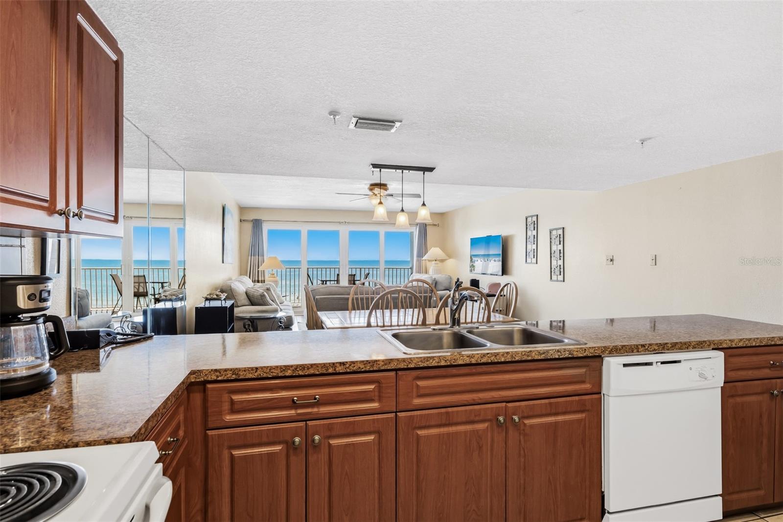 17200 GULF BLVD #202, NORTH REDINGTON BEACH, FL — photo 16