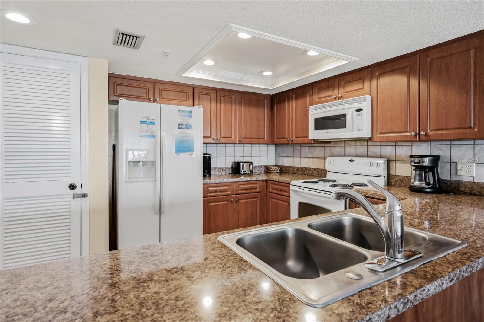 17200 GULF BLVD #202, NORTH REDINGTON BEACH, FL — photo 18