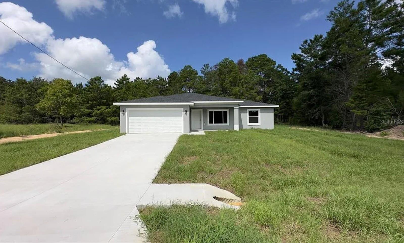 122 MALAUKA LOOP, OCKLAWAHA, FL