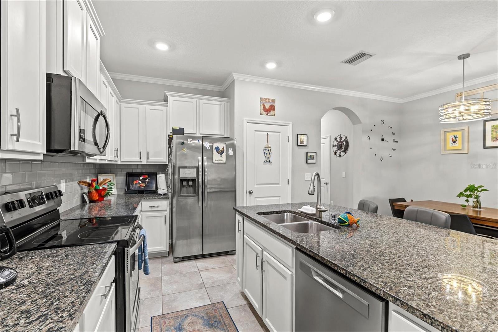 2455 MIDNIGHT PEARL DR, SARASOTA, FL — photo 8