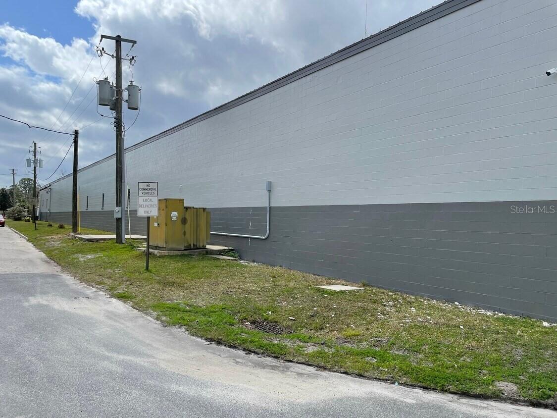 385 E WASHINGTON ST, STARKE, FL — photo 4