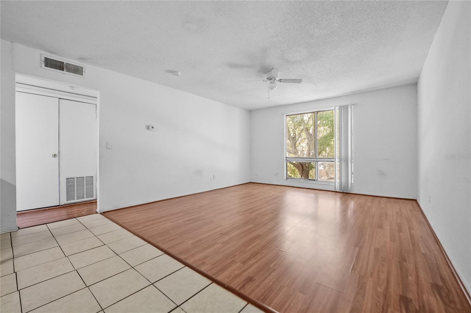 1700 SW 16TH CT #J24, GAINESVILLE, FL — photo 3
