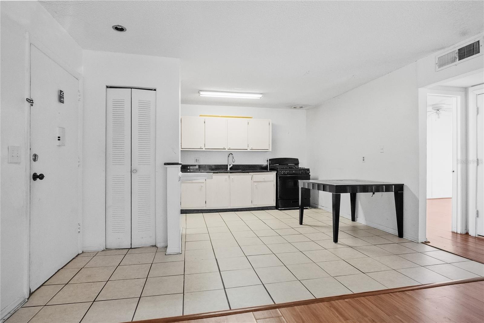 1700 SW 16TH CT #J24, GAINESVILLE, FL — photo 7