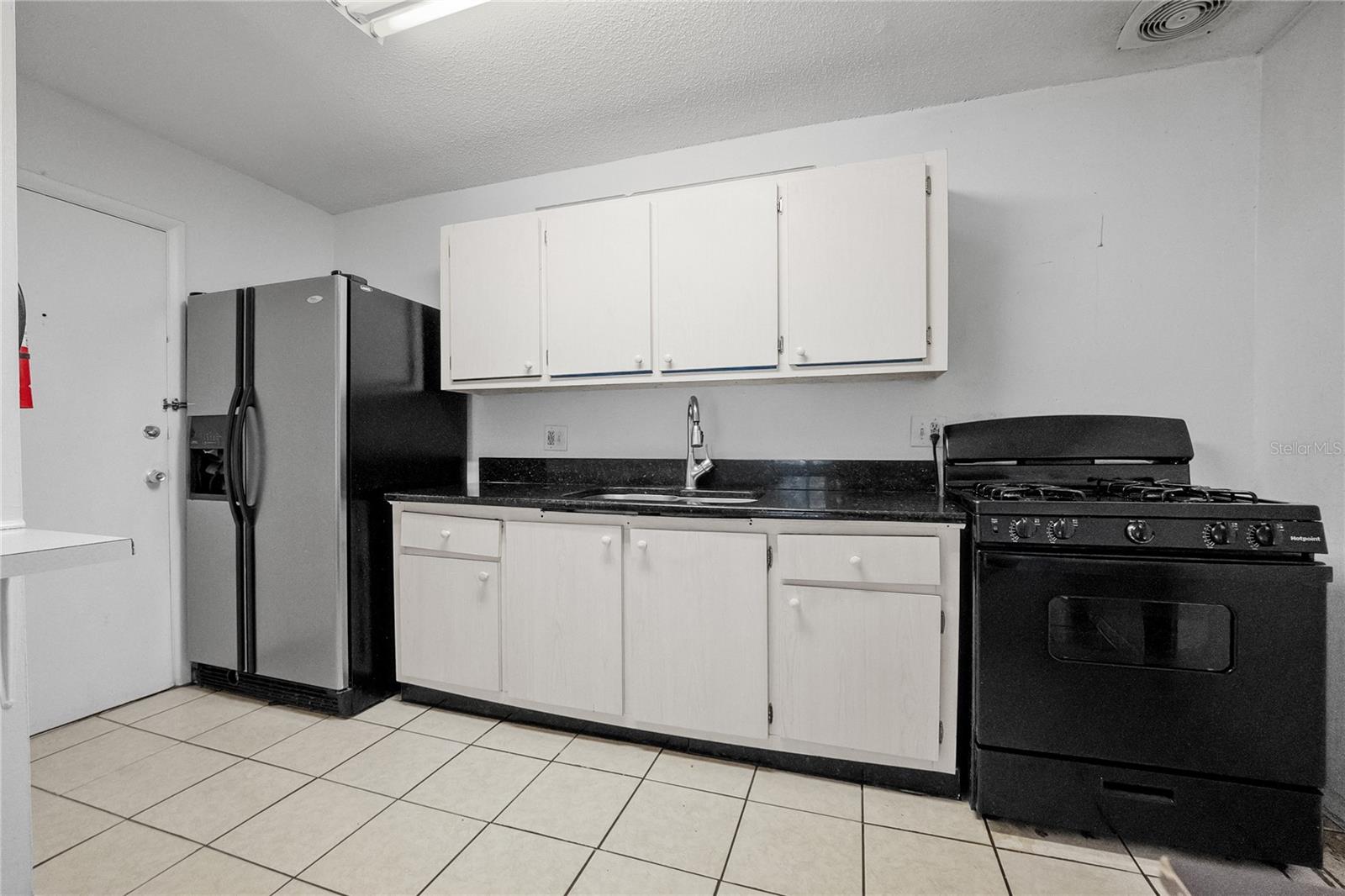 1700 SW 16TH CT #J24, GAINESVILLE, FL — photo 9