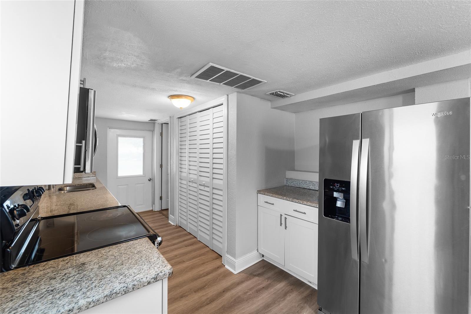 115 W ALLISON CT, TAMPA, FL — photo 9