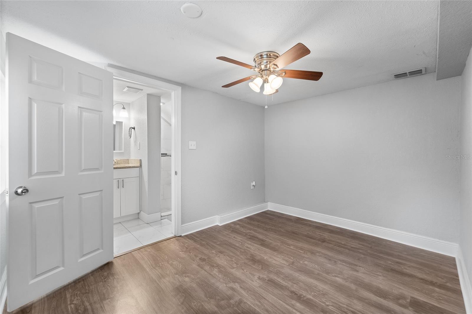 115 W ALLISON CT, TAMPA, FL — photo 12
