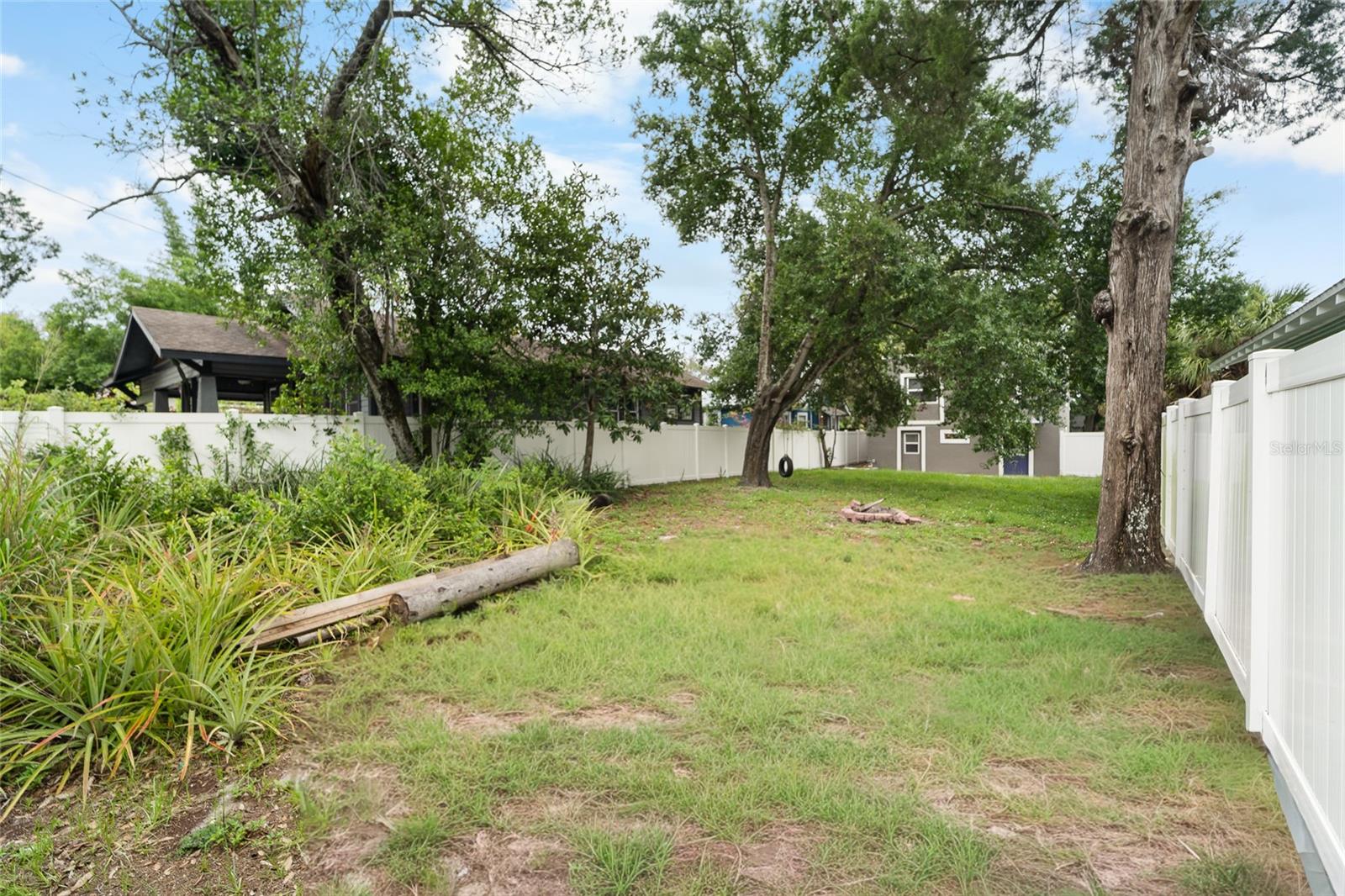 115 W ALLISON CT, TAMPA, FL — photo 24