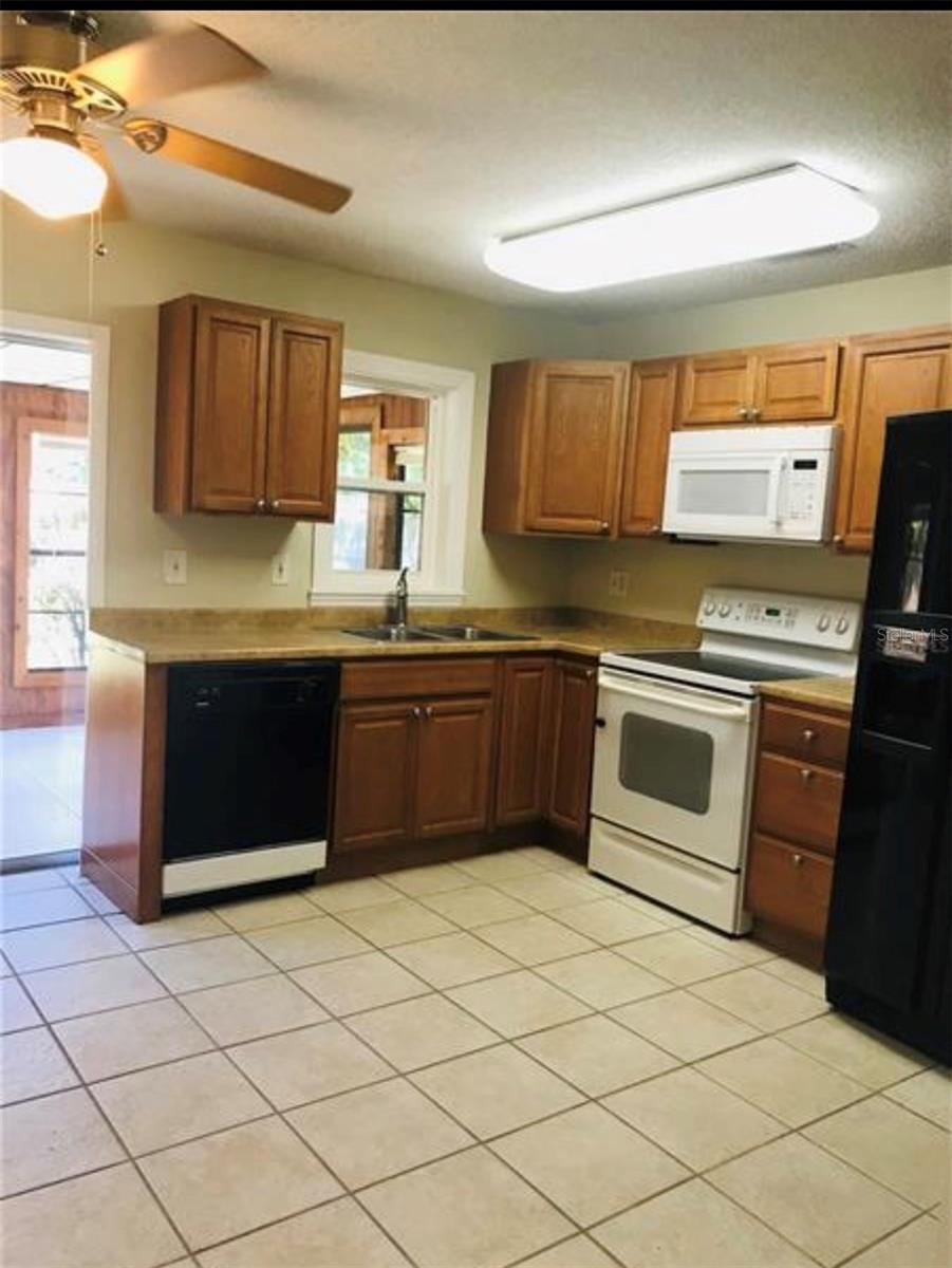 7441 CARMEL AVE, NEW PORT RICHEY, FL — photo 2