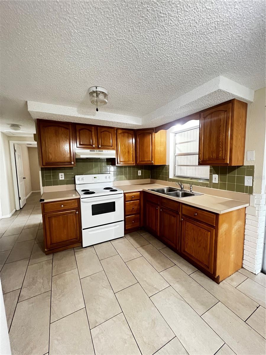 5606 MIRADA DR, HOLIDAY, FL — photo 4