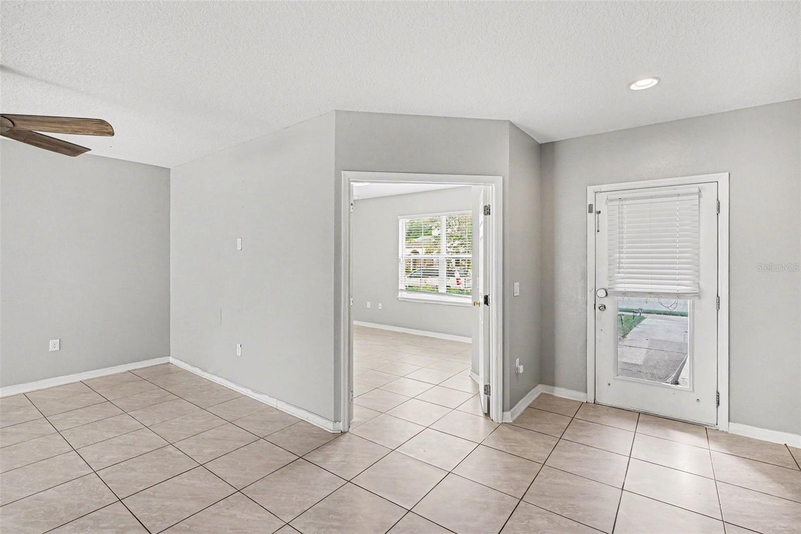 4957 CASTLE ST E, KISSIMMEE, FL — photo 3