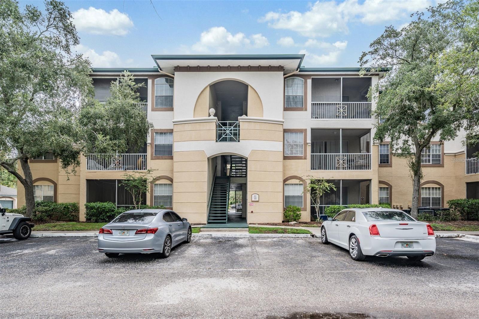 17101 CARRINGTON PARK DR #421, TAMPA, FL