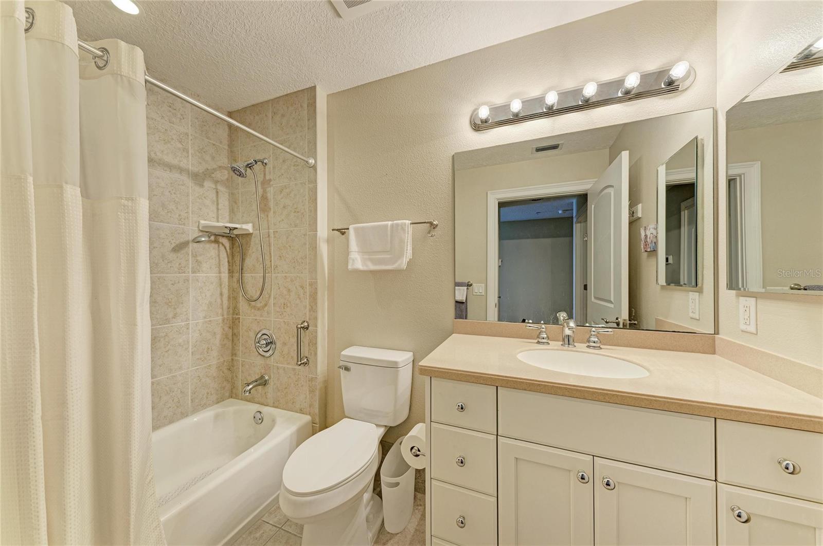610 RIVIERA DUNES WAY #404, PALMETTO, FL — photo 33