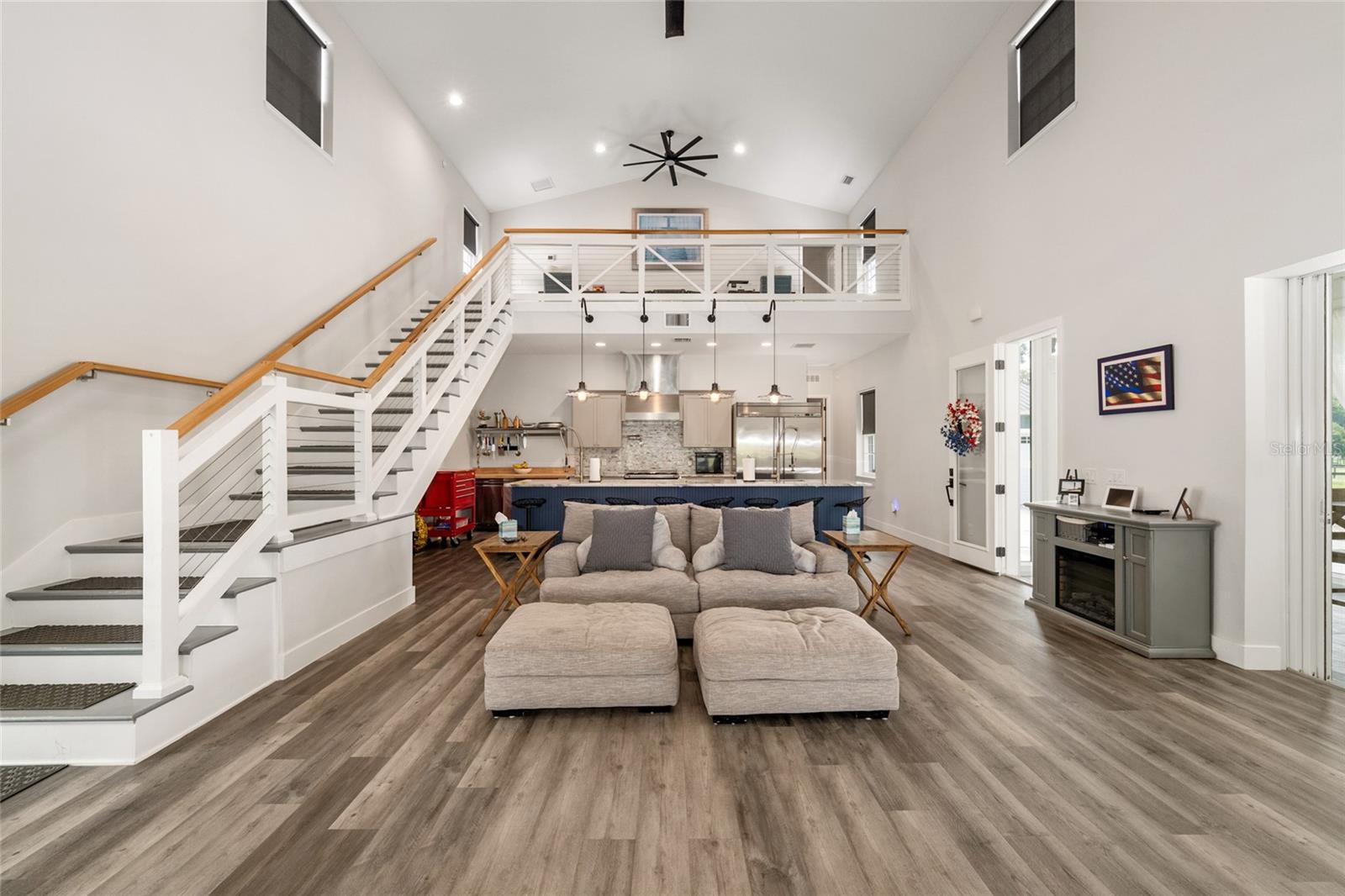 904 NW 111TH LN, OXFORD, FL — photo 9