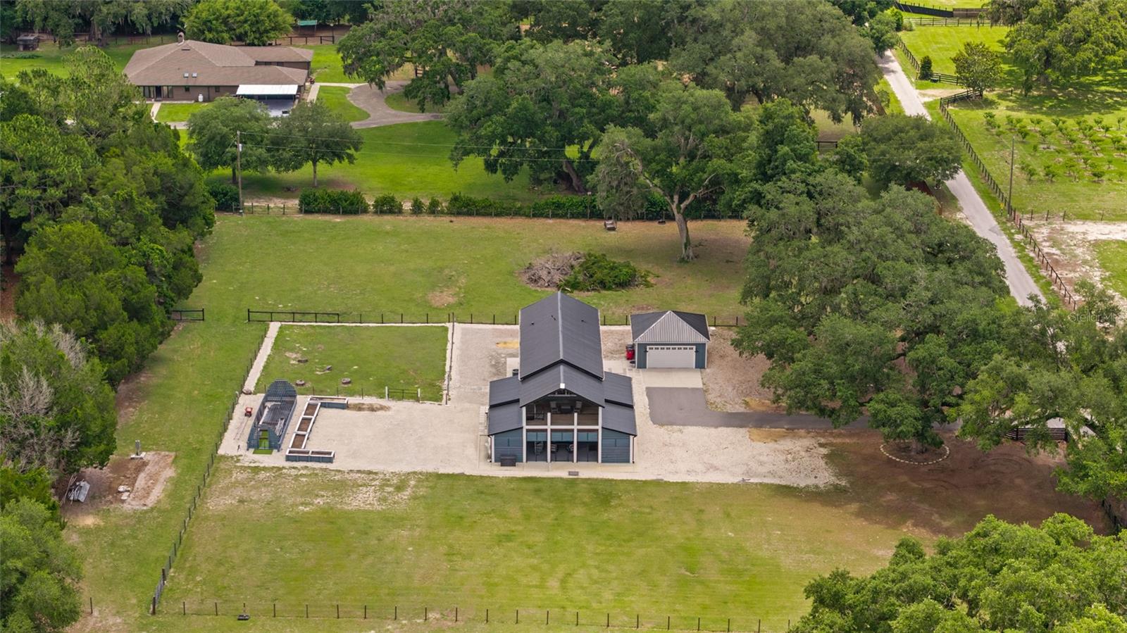 904 NW 111TH LN, OXFORD, FL — photo 96