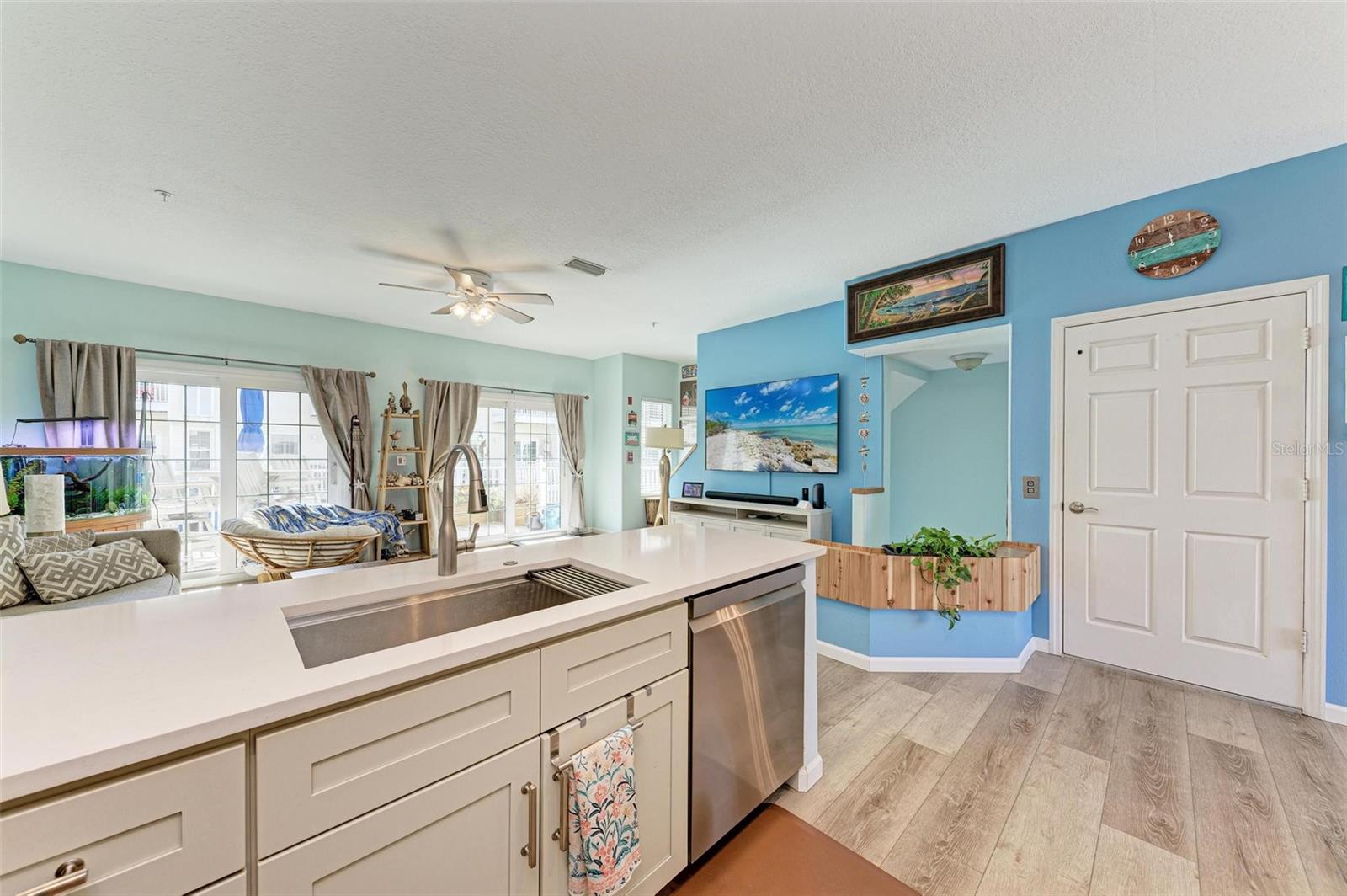 1469 GULF DR N, BRADENTON BEACH, FL — photo 10