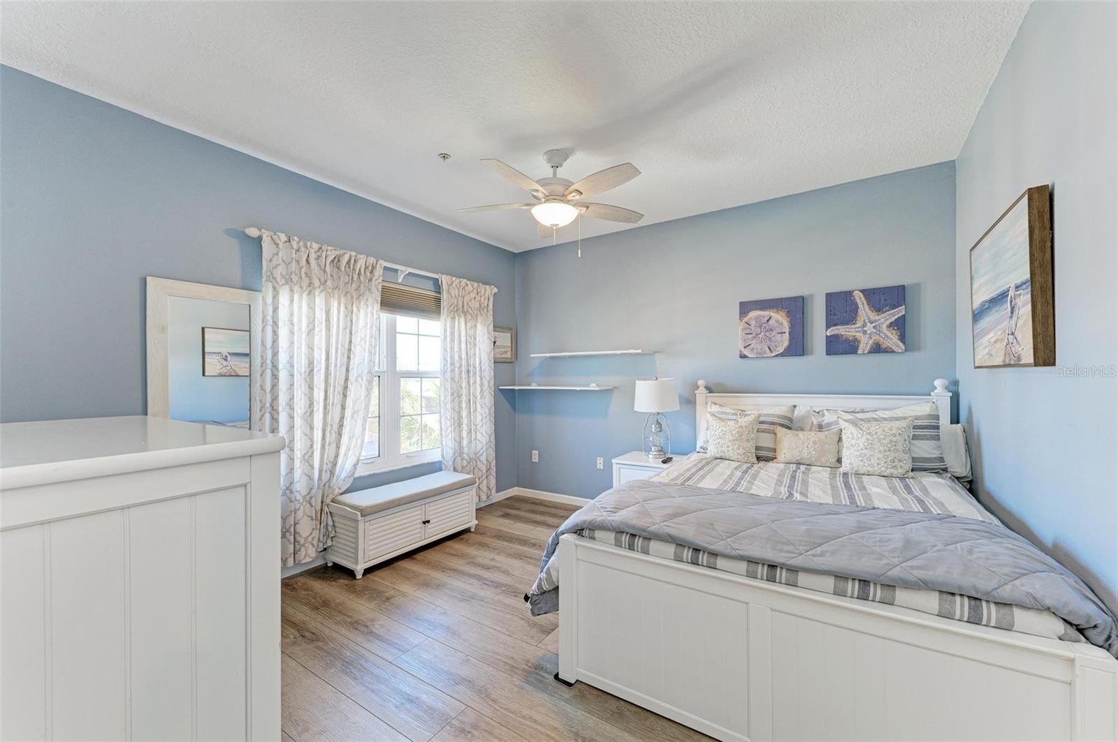 1469 GULF DR N, BRADENTON BEACH, FL — photo 32