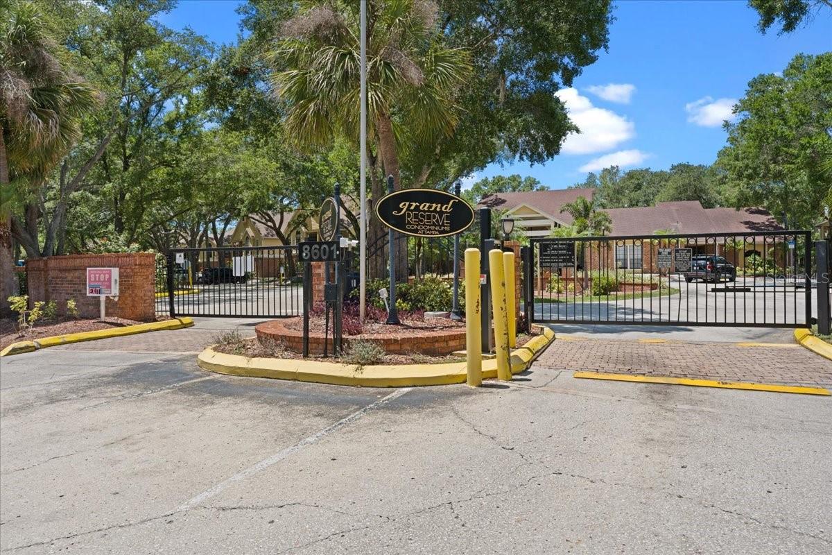 8641 FANCY FINCH DR #102, TAMPA, FL — photo 29