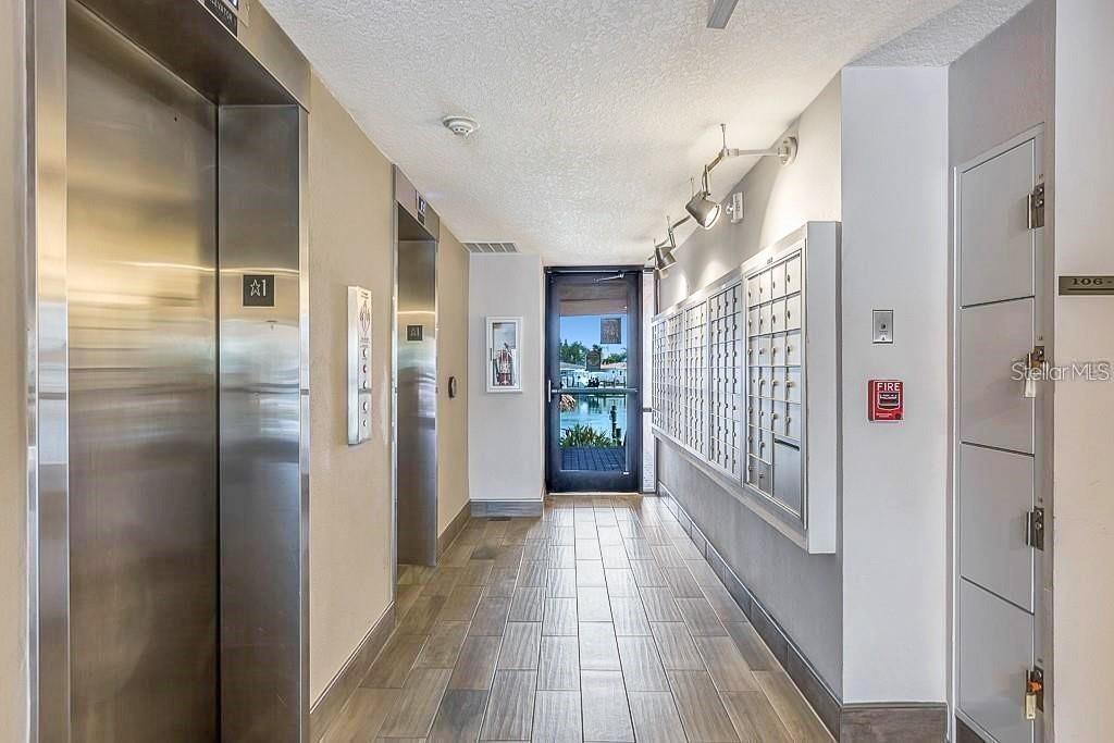 51 ISLAND WAY #104, CLEARWATER BEACH, FL — photo 4