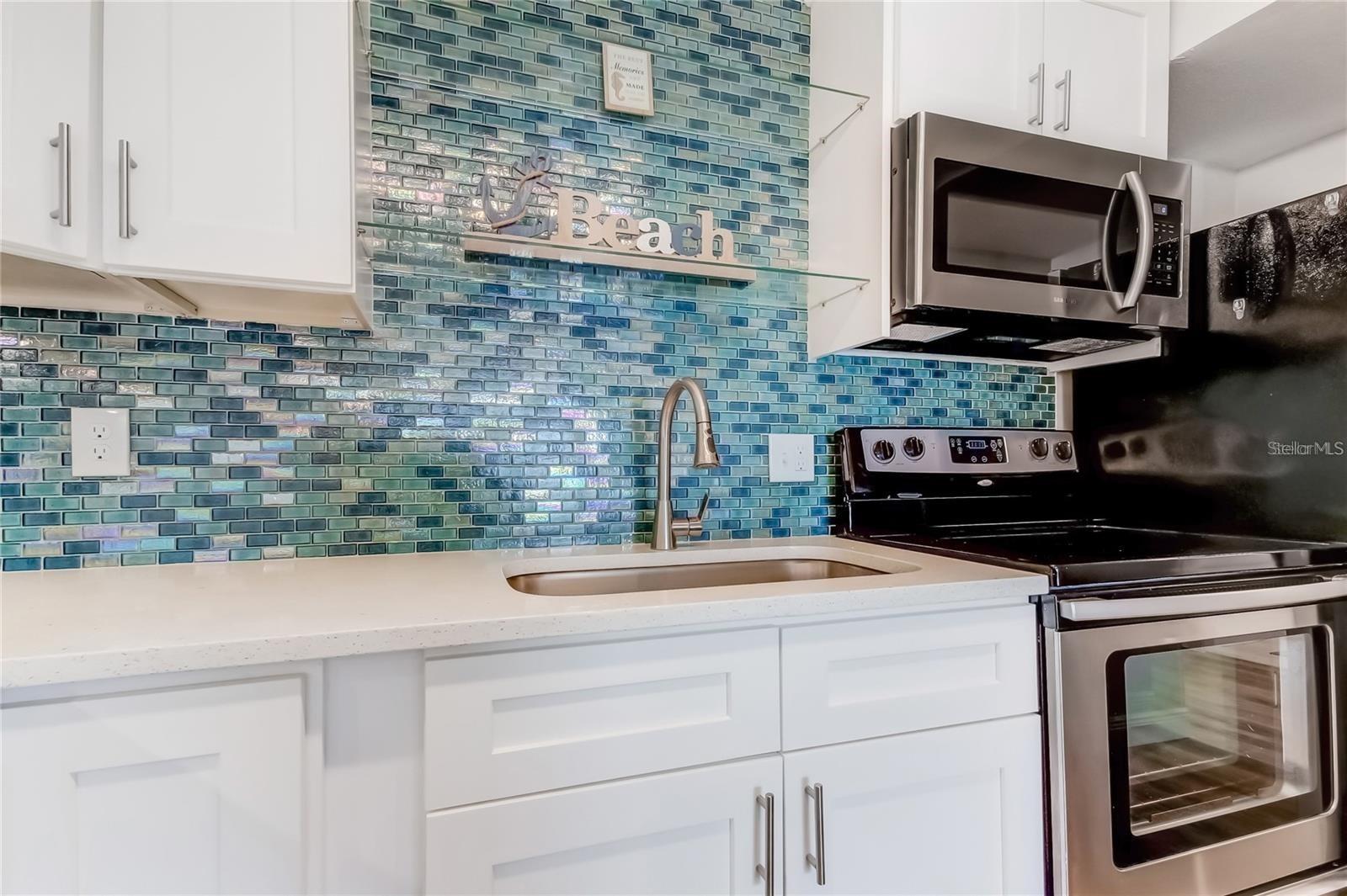 51 ISLAND WAY #104, CLEARWATER BEACH, FL — photo 10