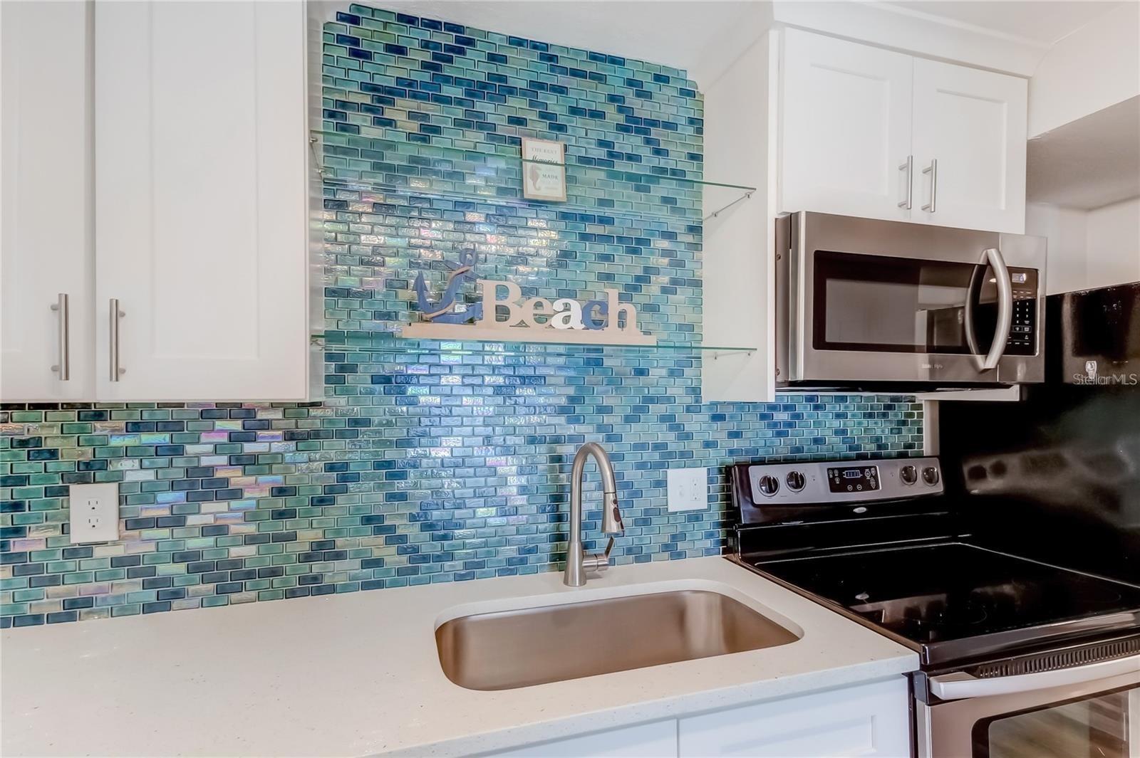 51 ISLAND WAY #104, CLEARWATER BEACH, FL — photo 11