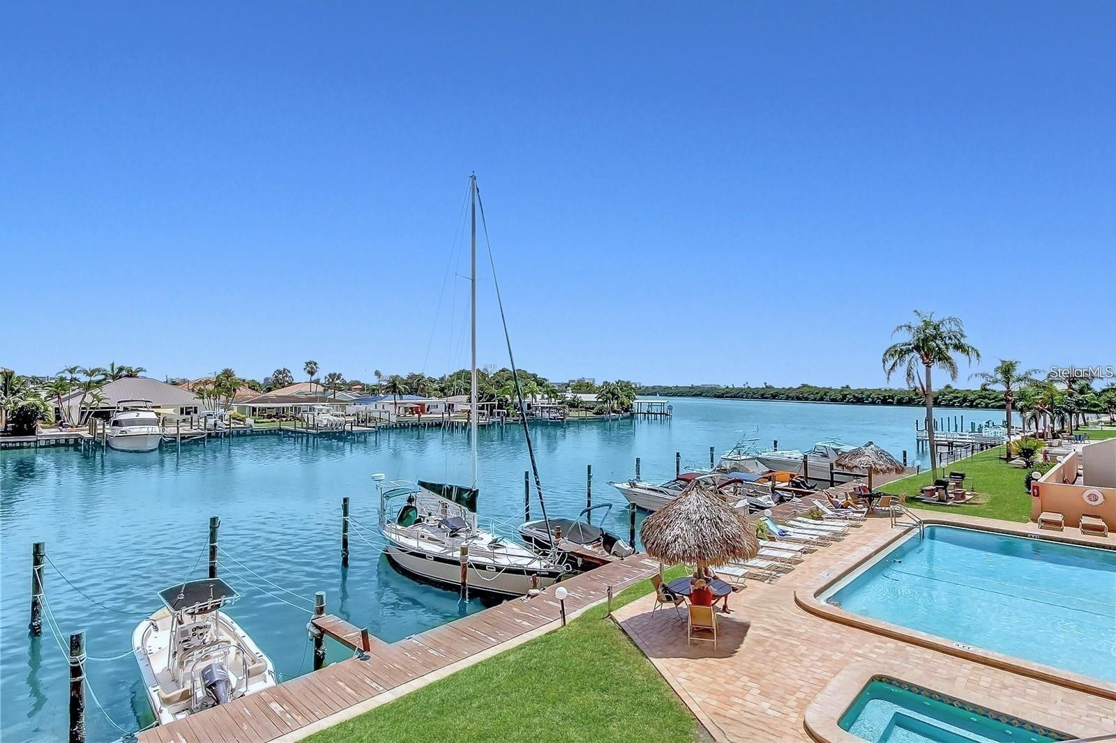 51 ISLAND WAY #104, CLEARWATER BEACH, FL — photo 38