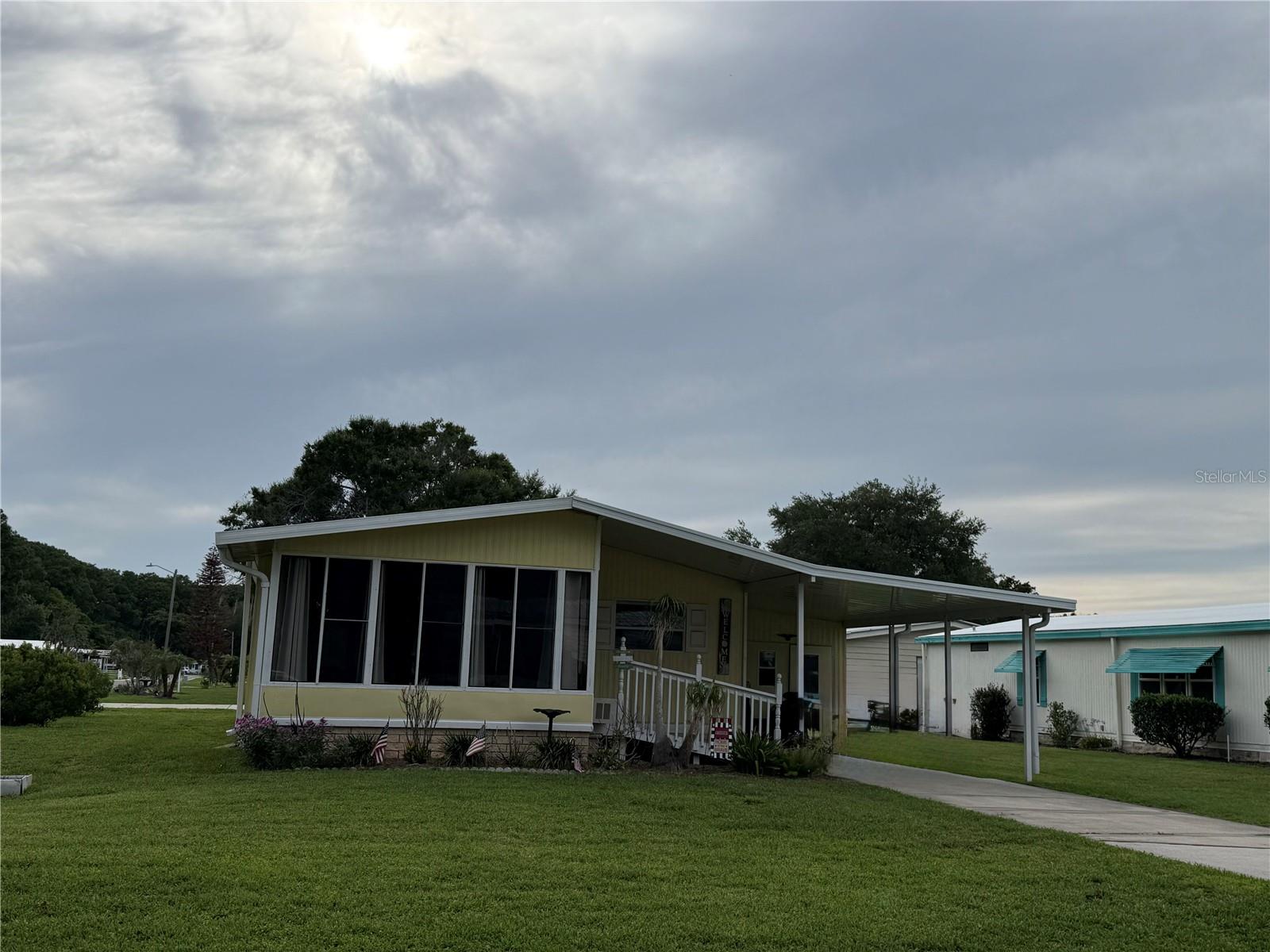 101 CYPRESS RD, WILDWOOD, FL
