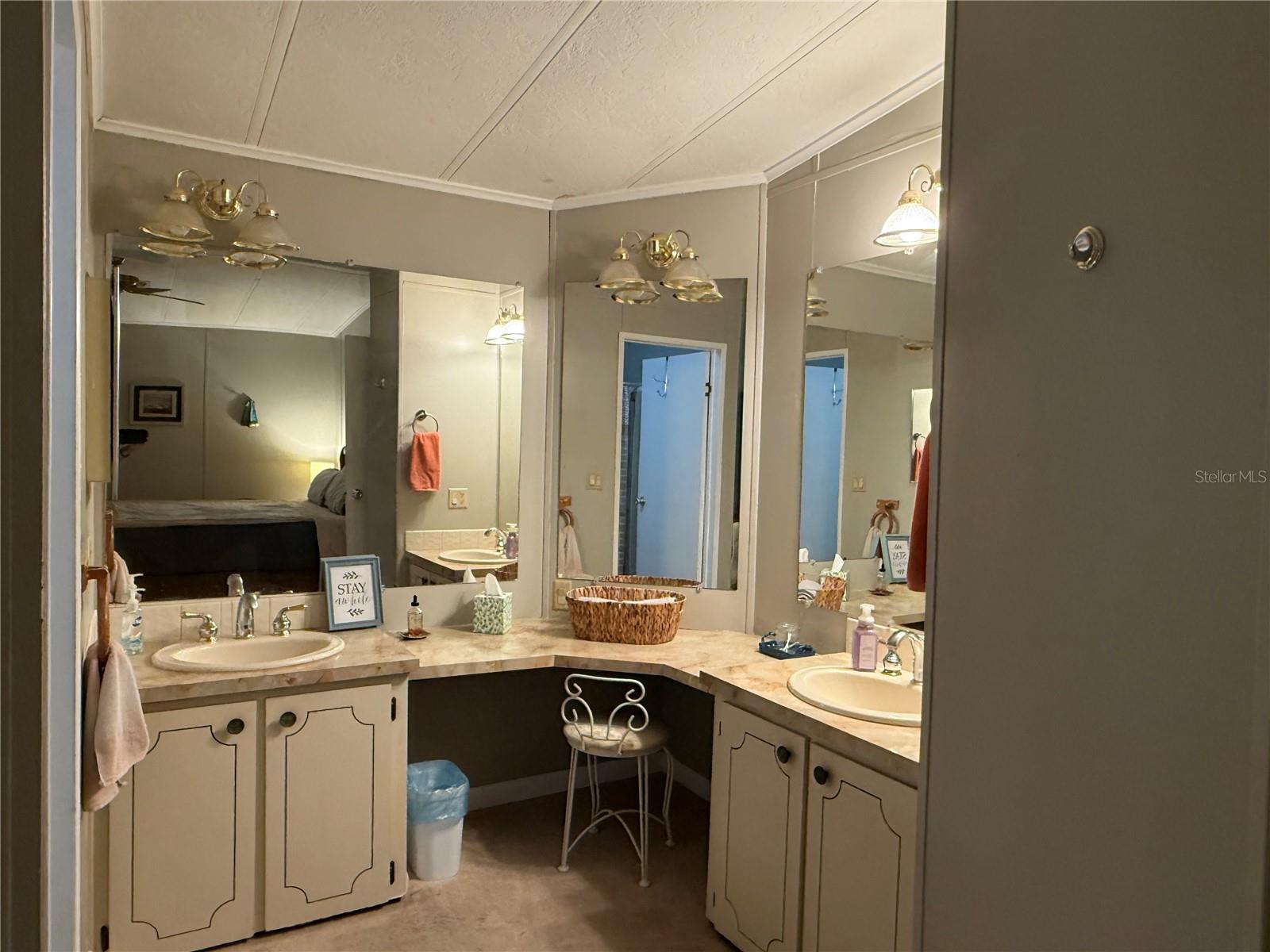 101 CYPRESS RD, WILDWOOD, FL — photo 12