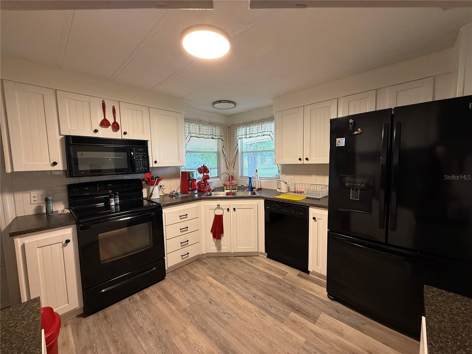 24 N BOBWHITE RD, WILDWOOD, FL — photo 3