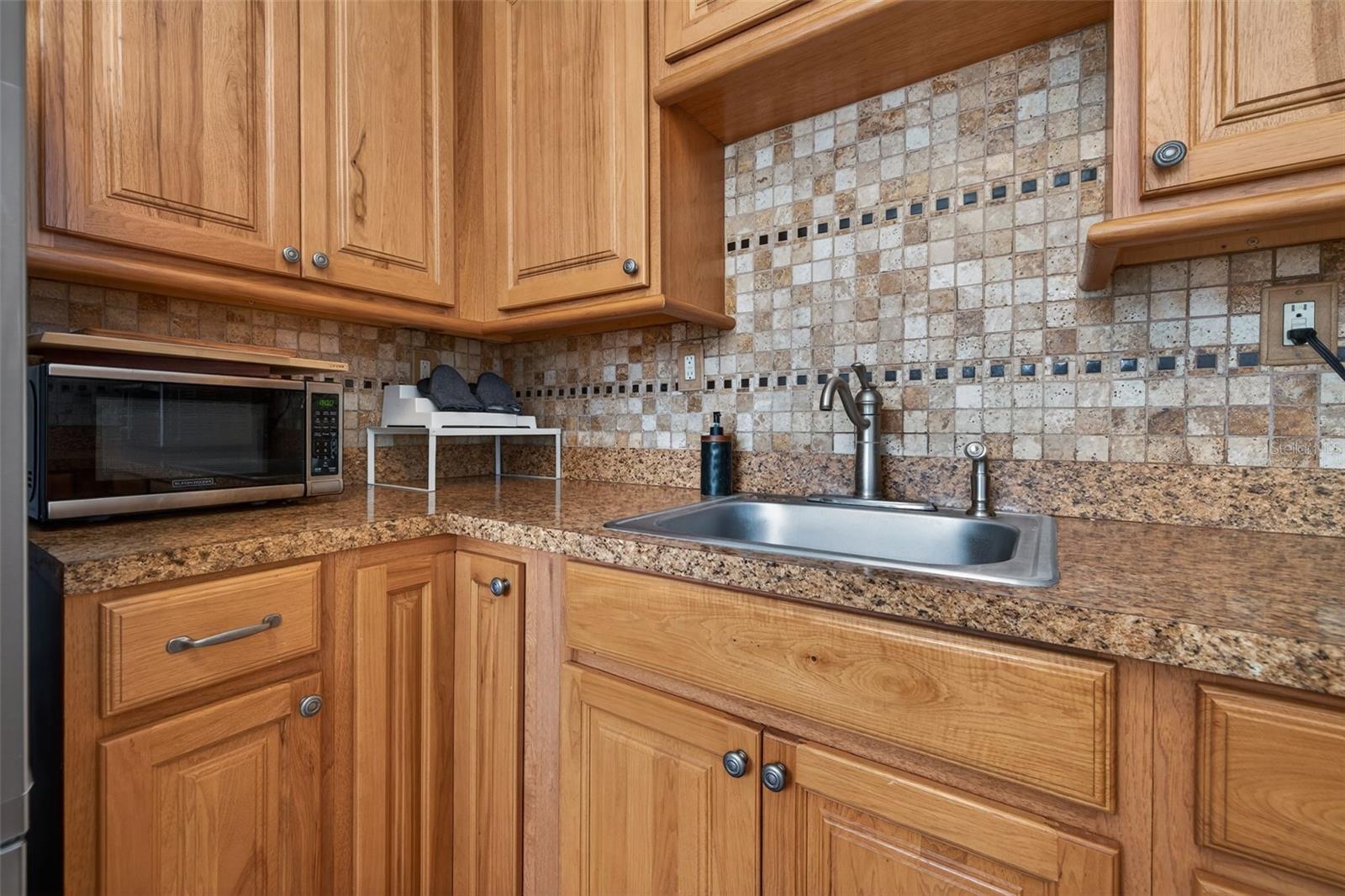 3766 56TH AVE N, ST PETERSBURG, FL — photo 10