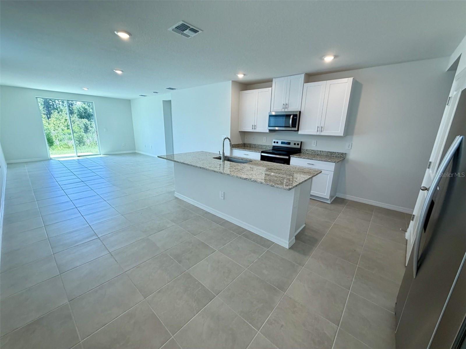 1483 BREKEY WAY, ZEPHYRHILLS, FL — photo 4