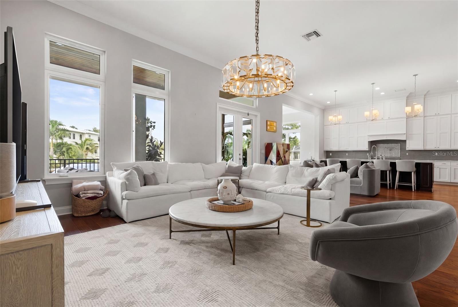 4905 W SPRING LAKE DR, TAMPA, FL — photo 17
