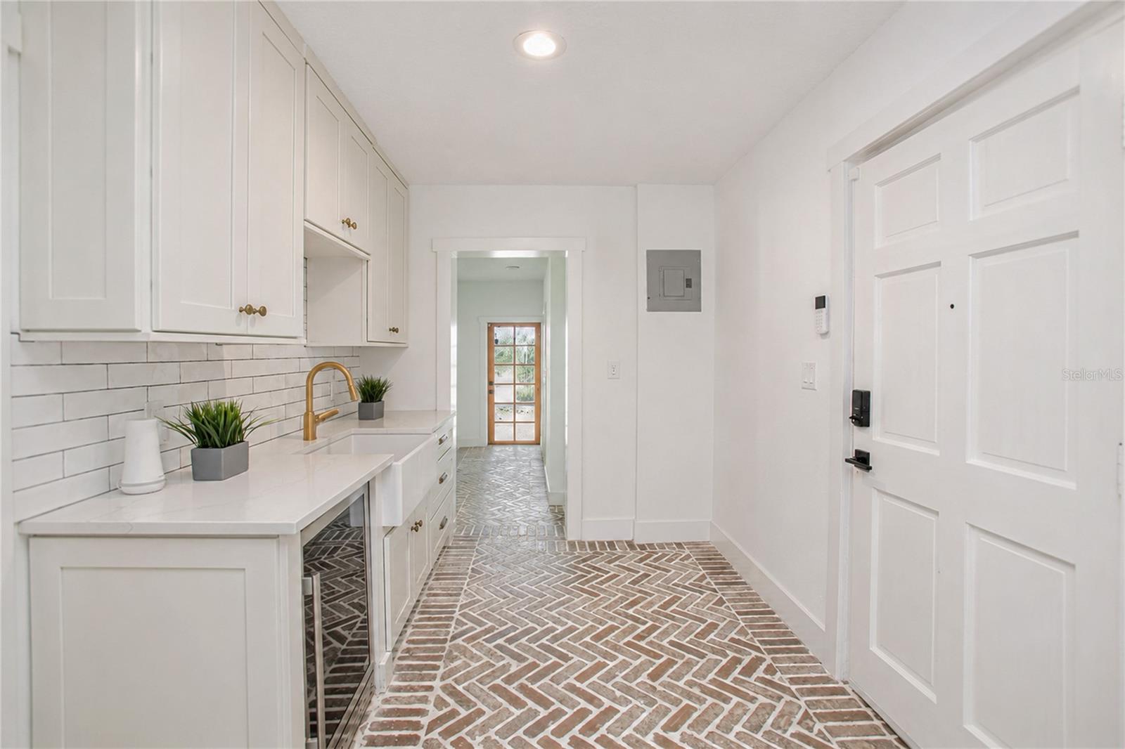 20 E DIVISION ST, WINTER GARDEN, FL — photo 10