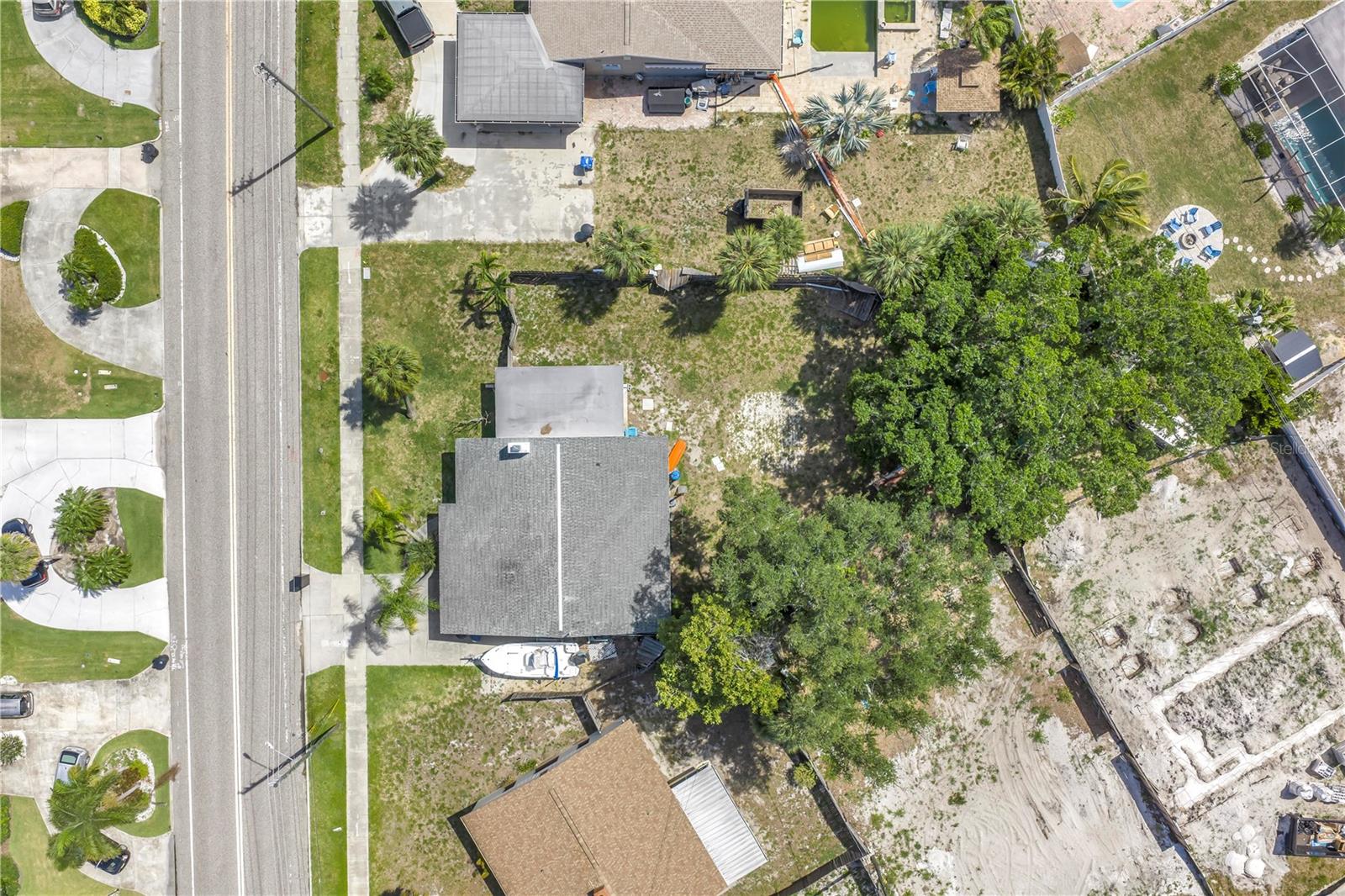4030 OVERLOOK DR NE, ST PETERSBURG, FL