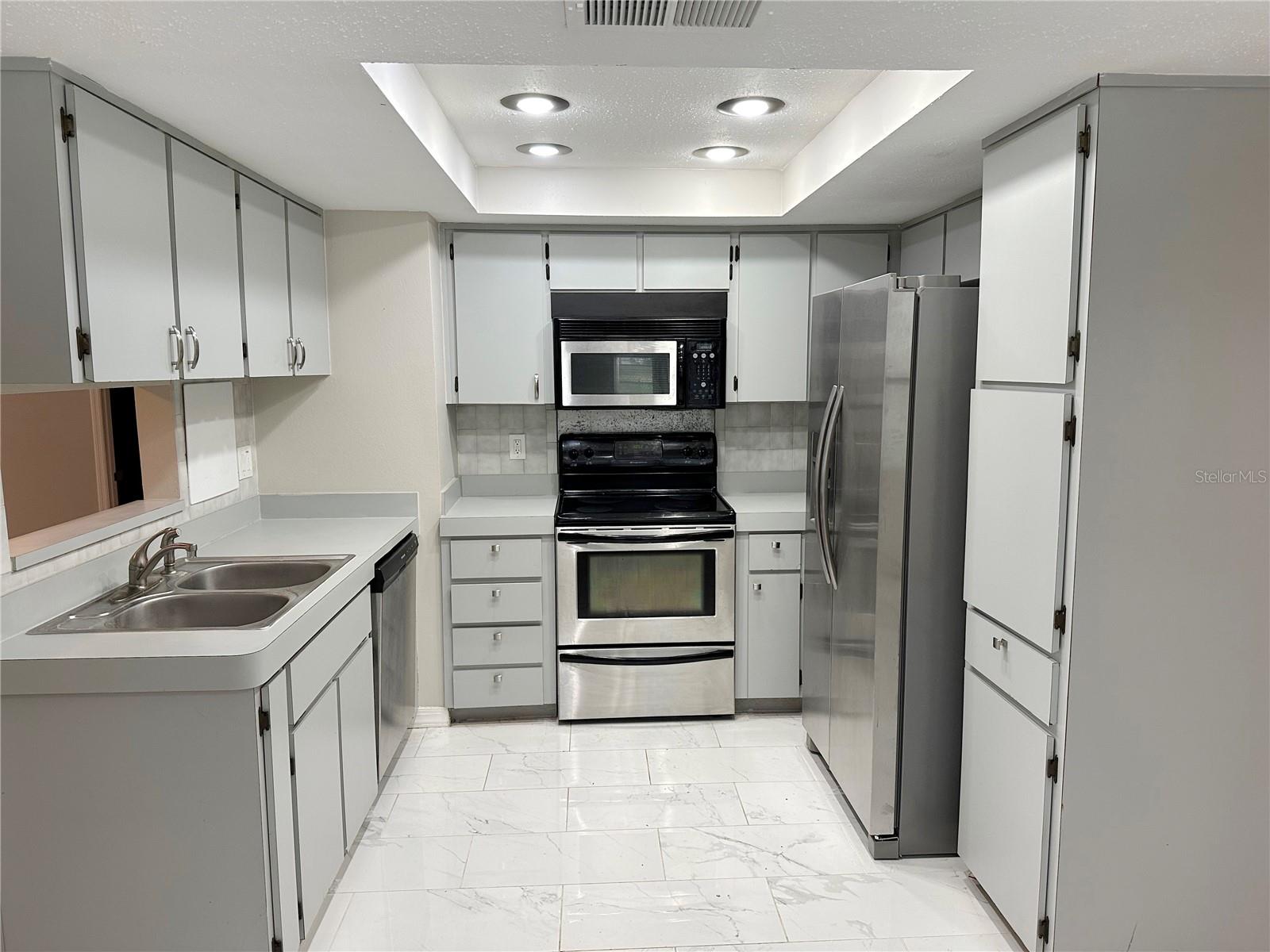 2013 KAMENSKY RD, CLEARWATER, FL — photo 10