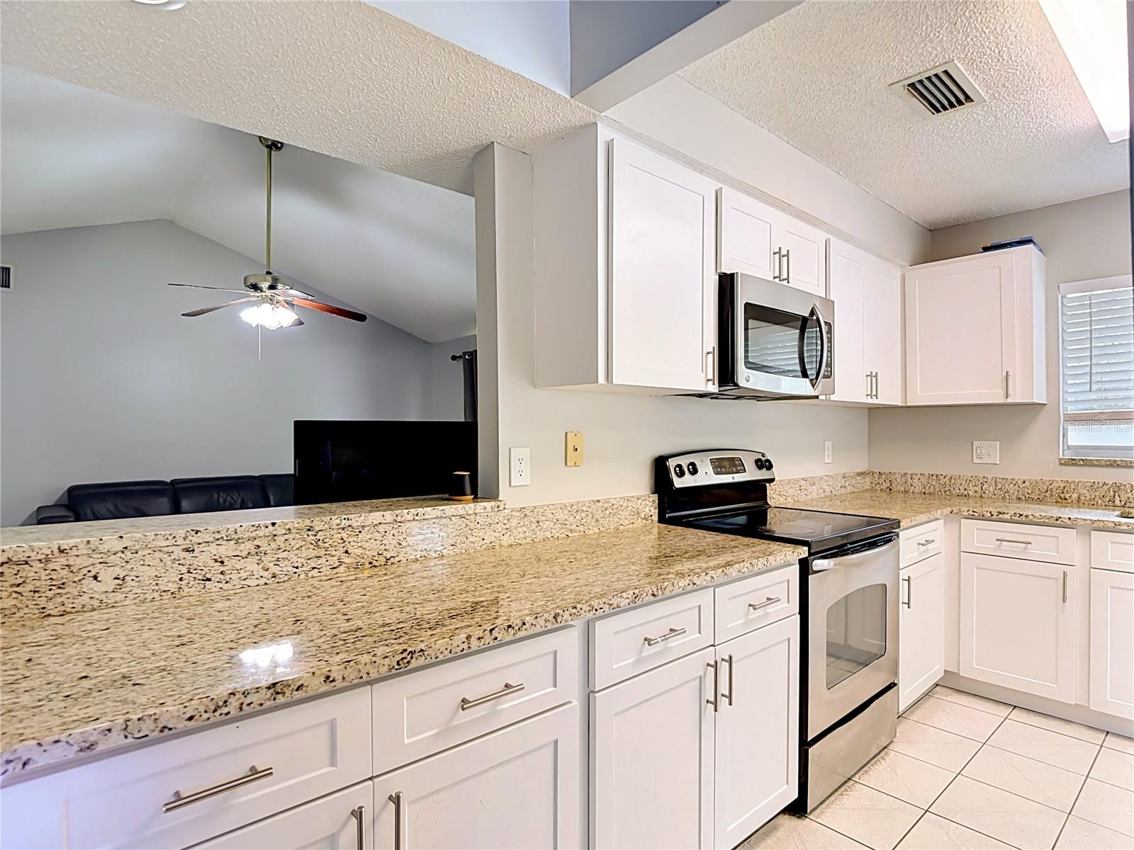 7110 HOLLOWELL DR, TAMPA, FL — photo 14