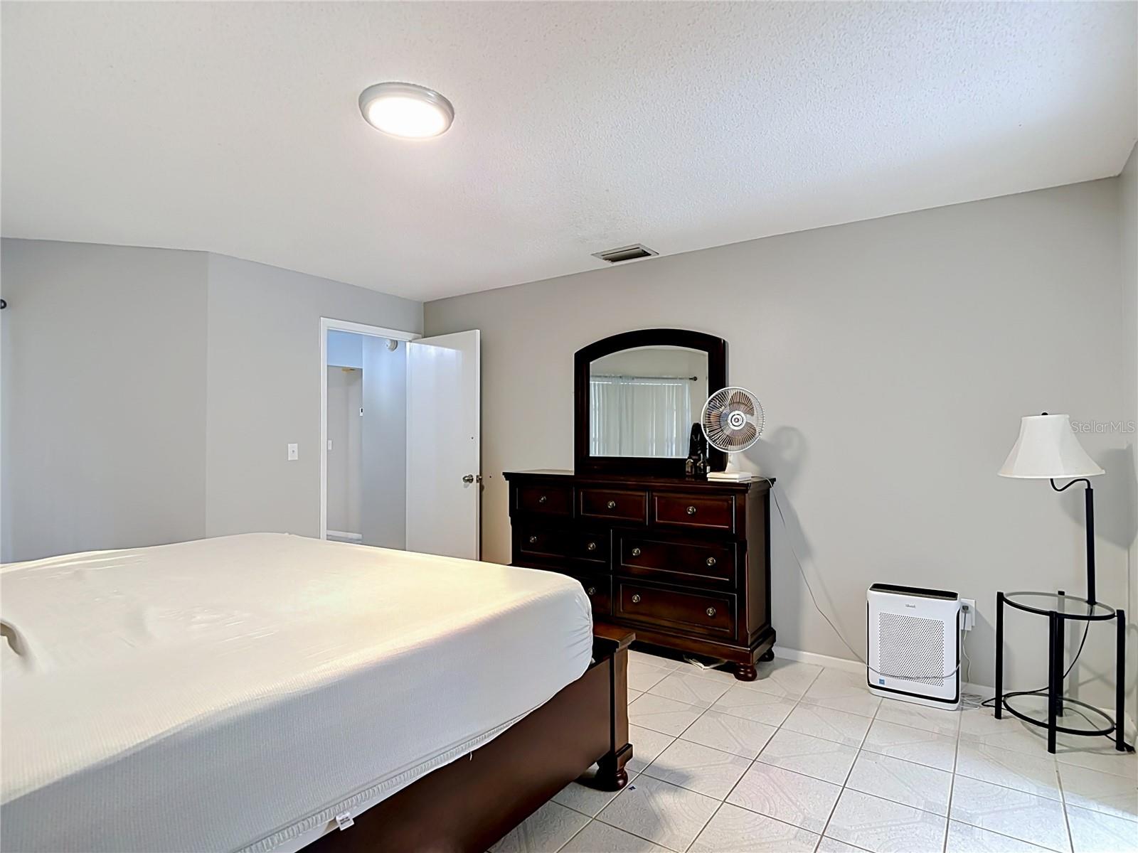 7110 HOLLOWELL DR, TAMPA, FL — photo 25
