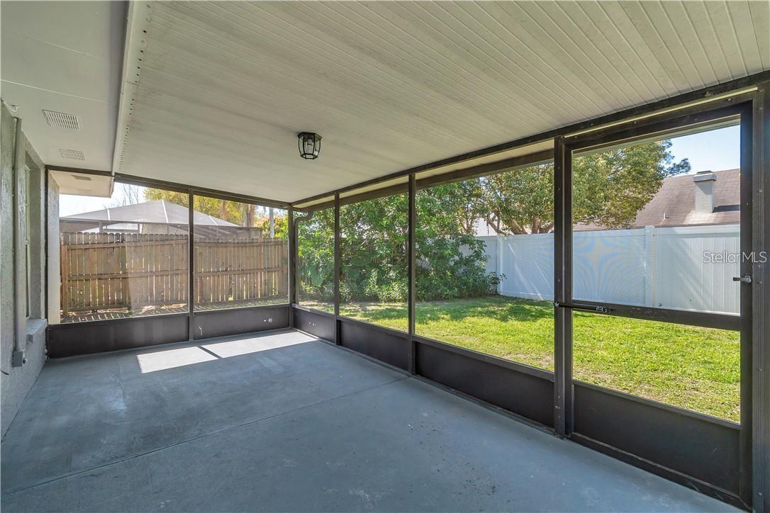7110 HOLLOWELL DR, TAMPA, FL — photo 28