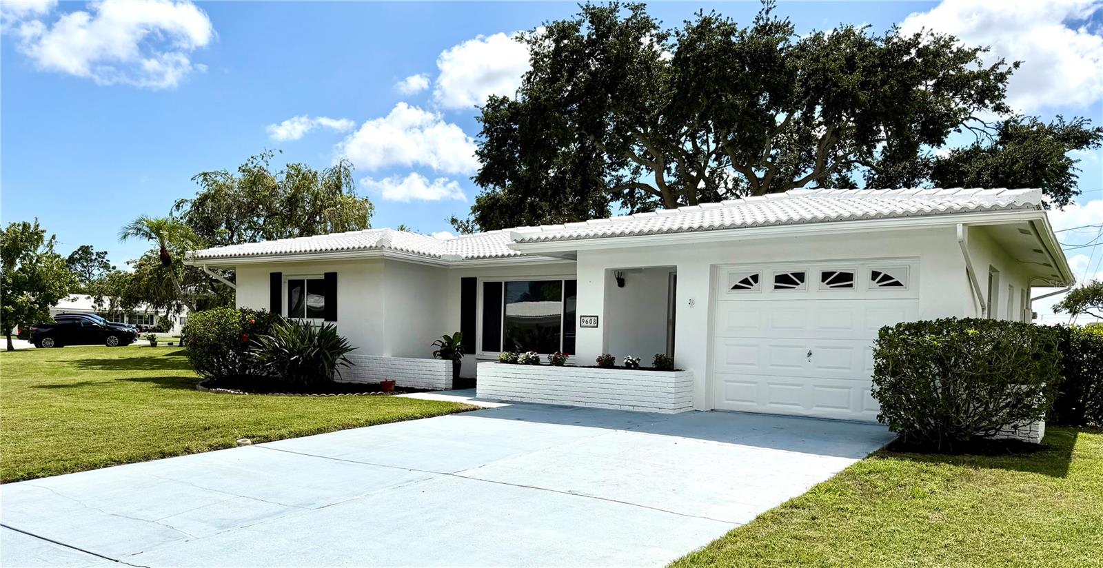 9608 41ST ST N #2, PINELLAS PARK, FL