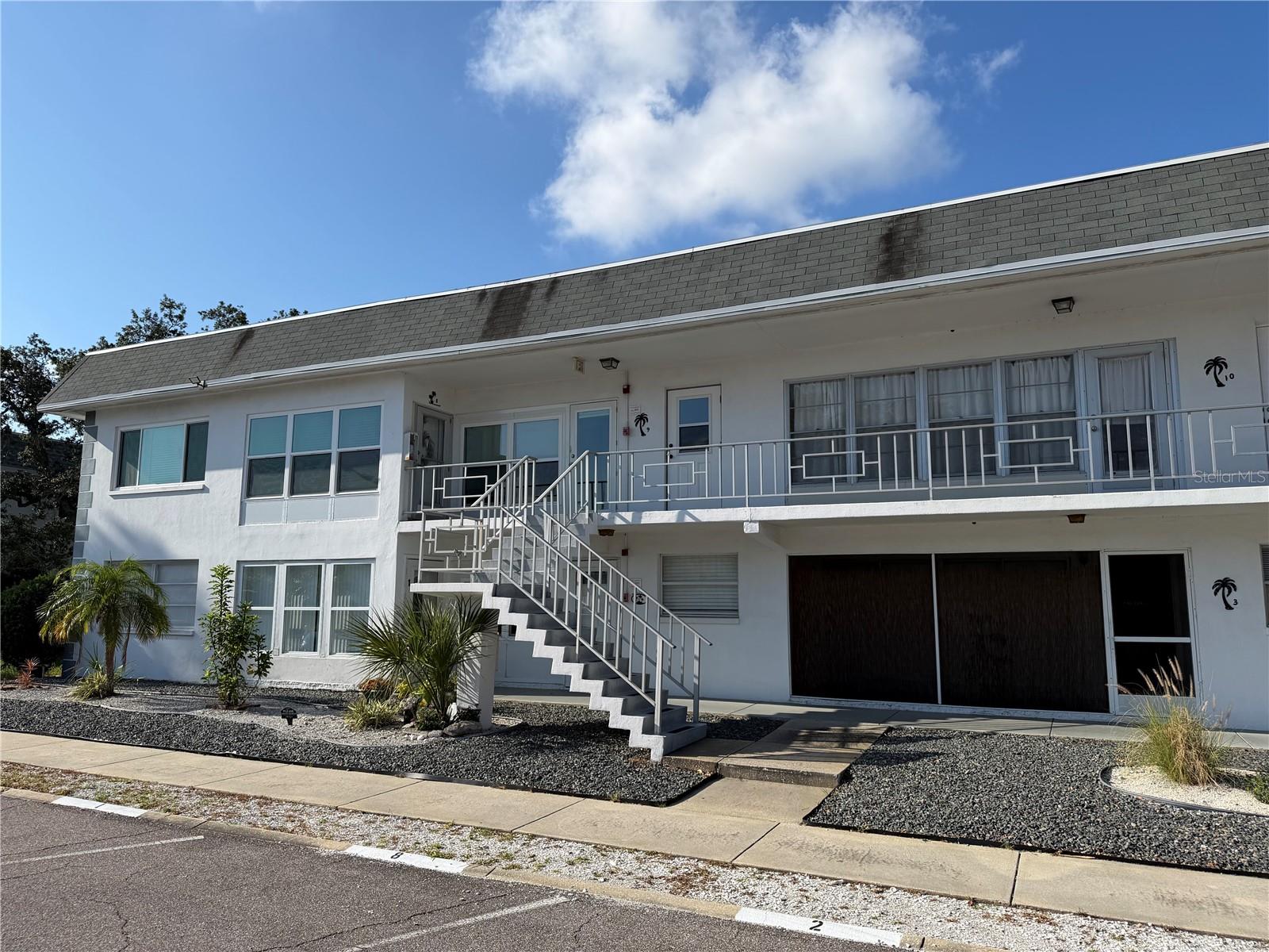 1221 DREW ST #D9, CLEARWATER, FL