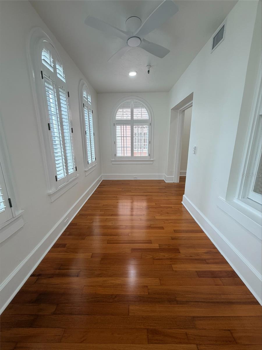 1221 N PALM AVE #204, SARASOTA, FL — photo 12
