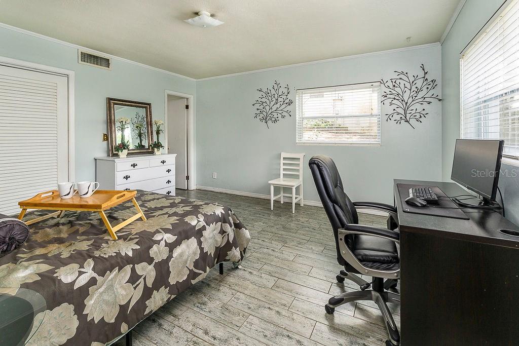 11 S UNIVERSITY CIR, DELAND, FL — photo 19