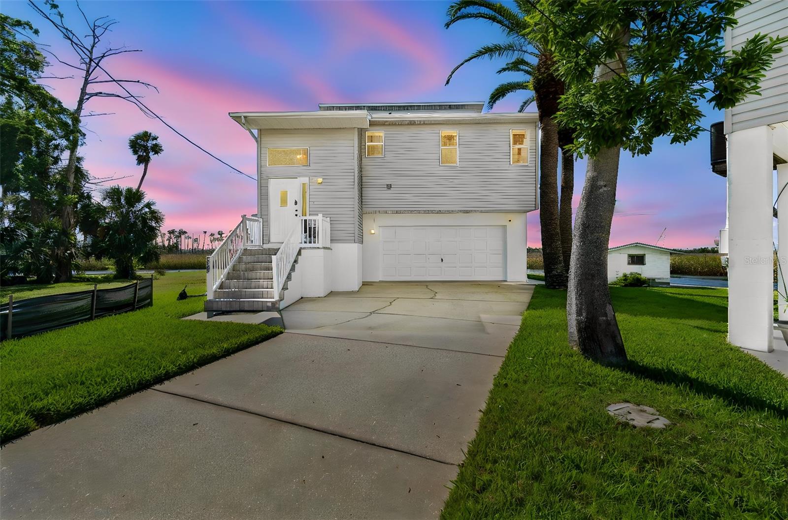 5247 TROPICAL PT, WEEKI WACHEE, FL